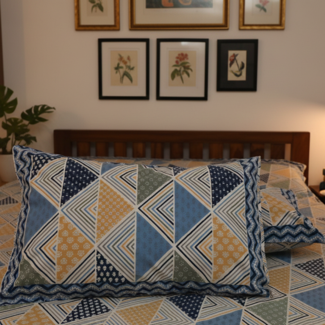 Soot Studio Navrang Angles Hand block Print Cotton Bedsheet with 2 Pillow Covers 210 TC Size 100x108